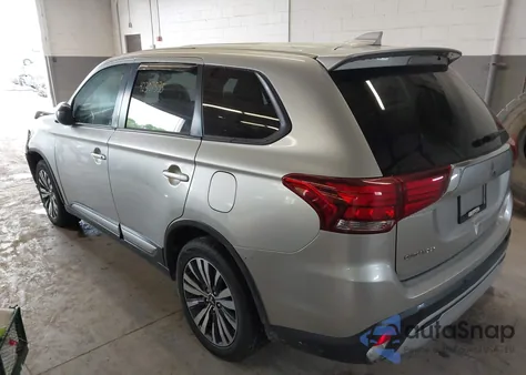 2020 Mitsubishi Outlander Es 2.4 S-Awc из США, поврежденный, VIN JA4AZ3A32LZ045956